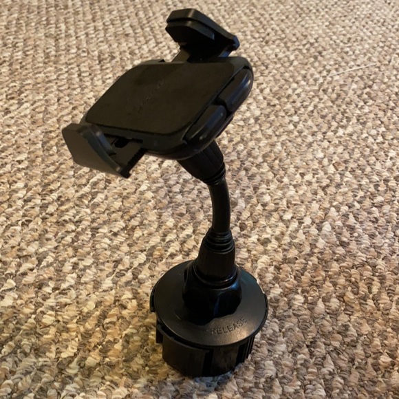 Cell phone holders - Picture 2 of 4